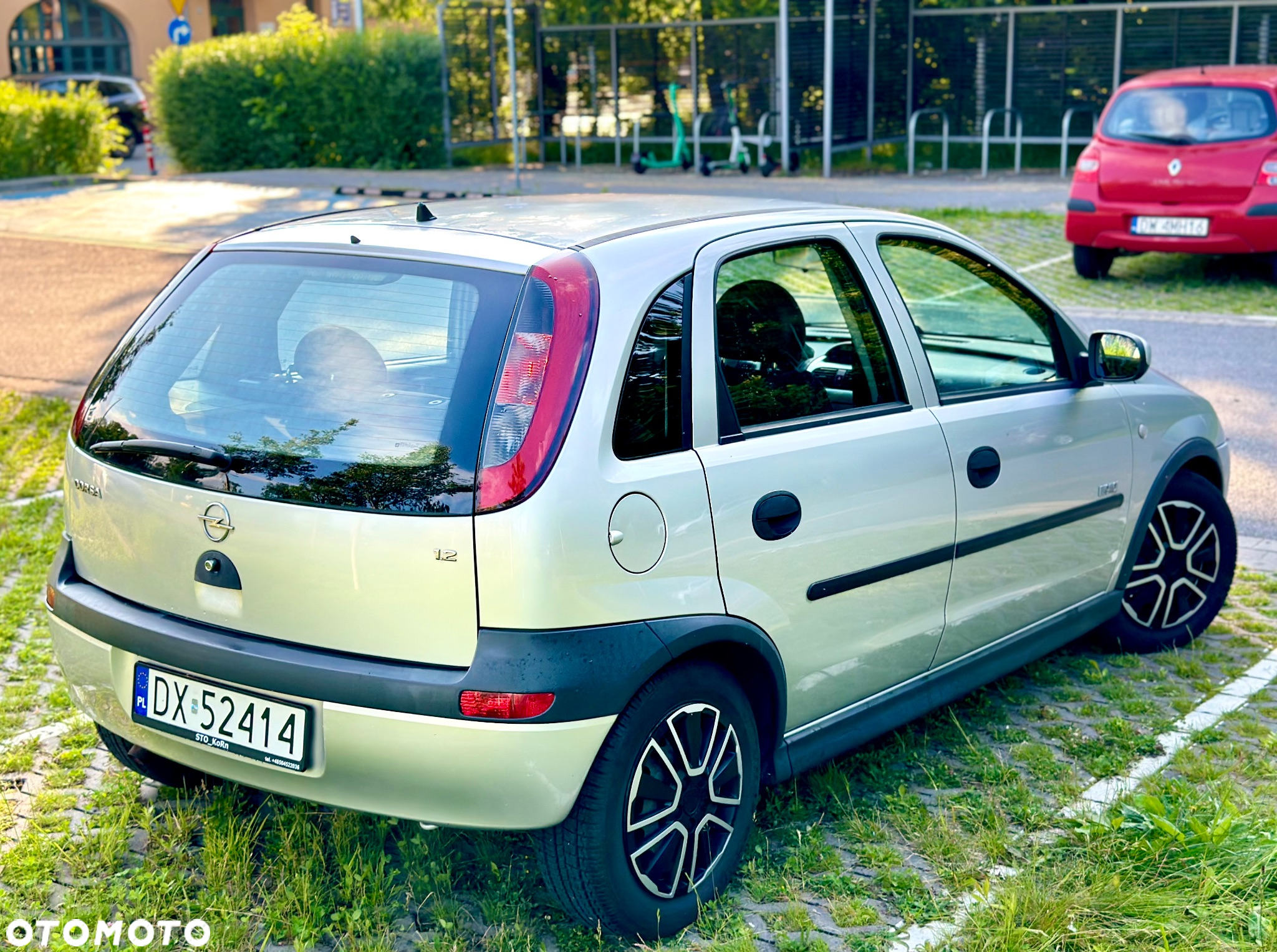 Opel Corsa 1.2 16V Elegance Easytronic - 3