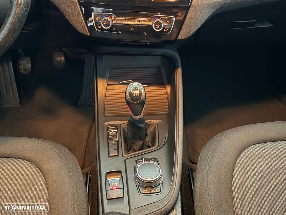 BMW X1 16 d sDrive Line Sport - 23