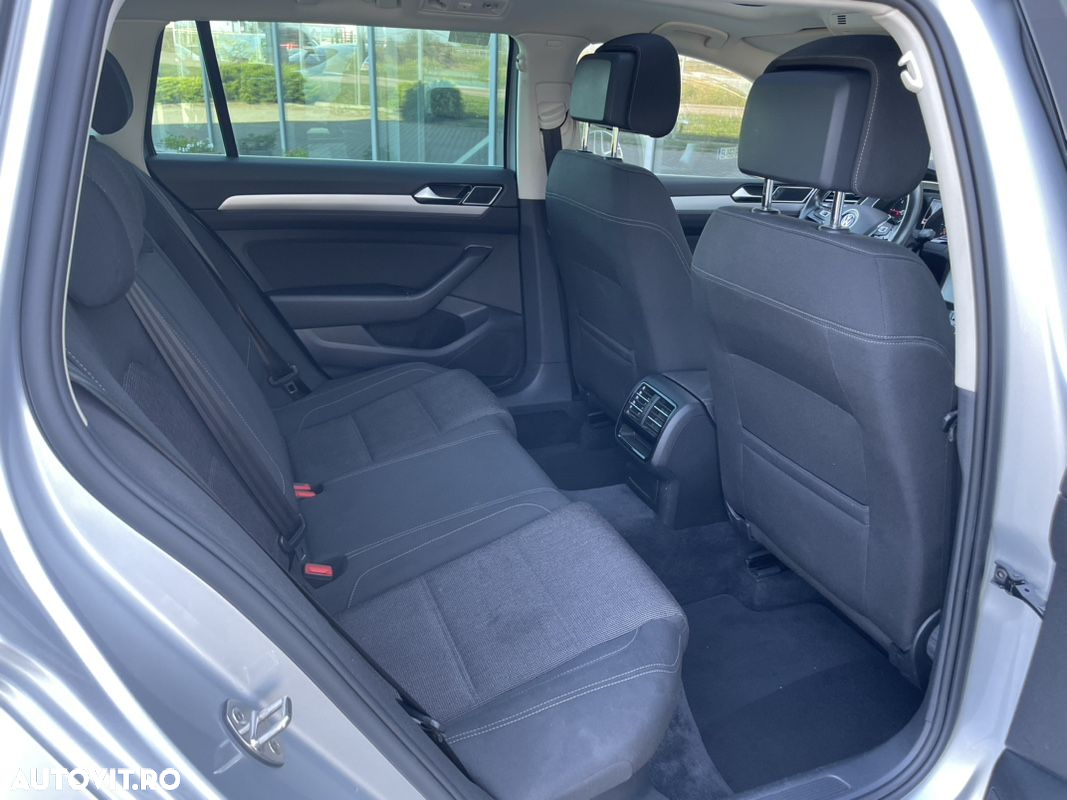 Volkswagen Passat Variant 2.0 TDI 4Motion Comfortline - 22