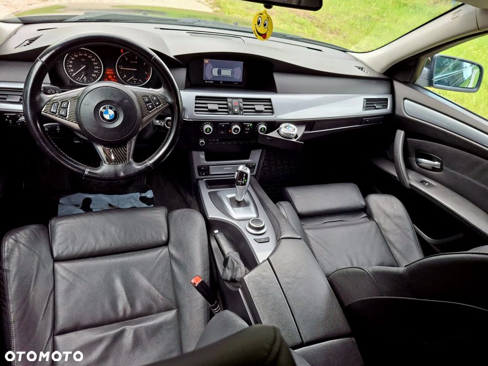 BMW Seria 5 520d Edition Sport - 14