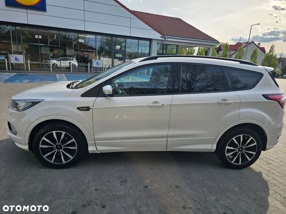 Ford Kuga - 3