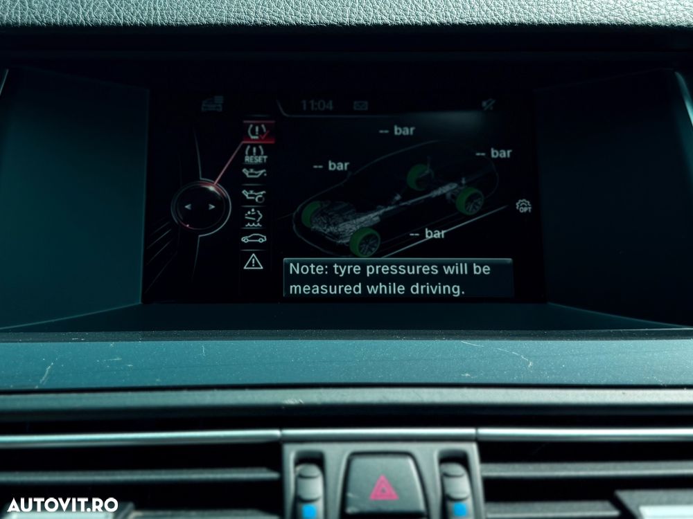 BMW Seria 5 520d xDrive Touring Aut. - 34
