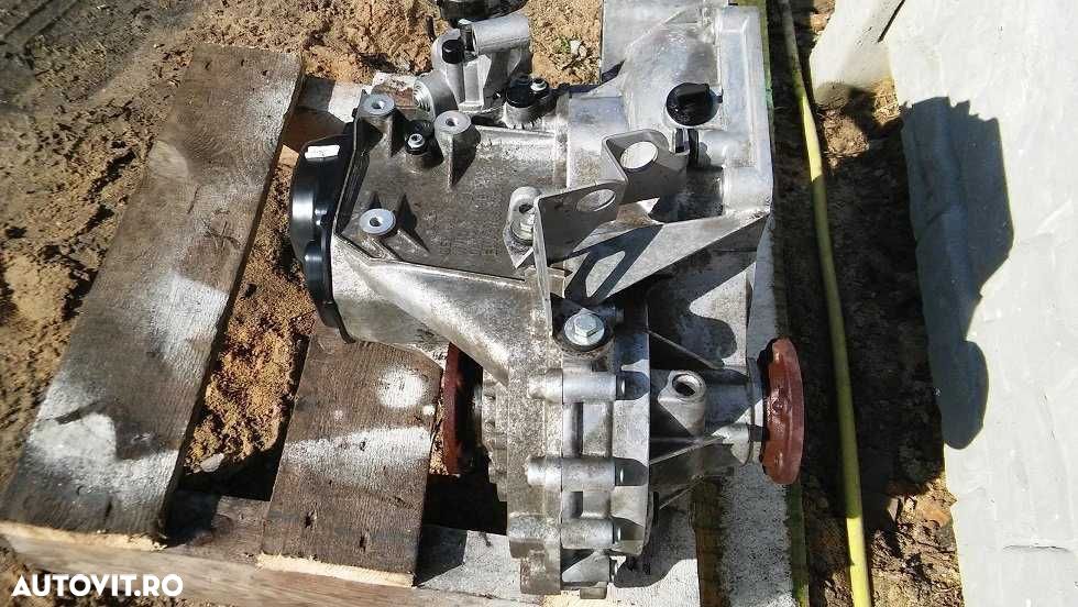 Cutie viteze VW Passat; 1.6 Benzina; 5 Trepte - JJU - 6