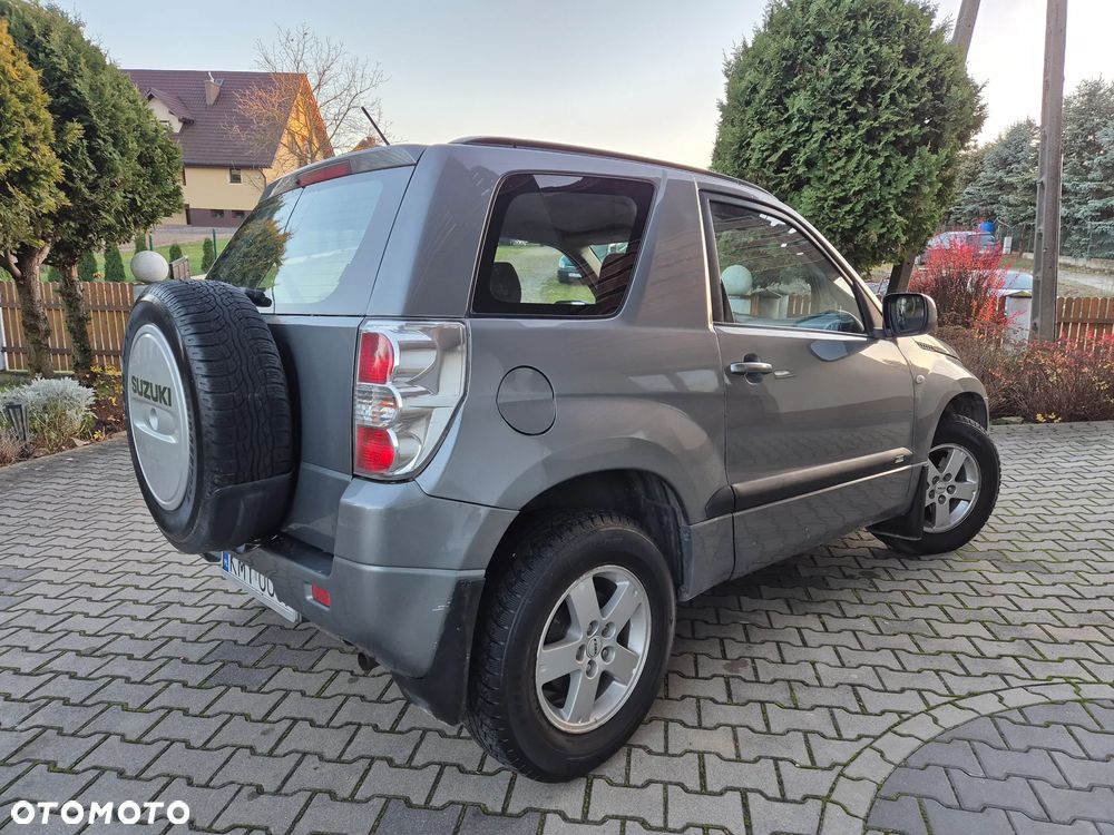 Suzuki Grand Vitara 1.6 - 6