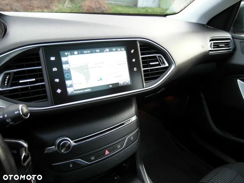 Peugeot 308 SW HDi FAP 150 Allure - 32