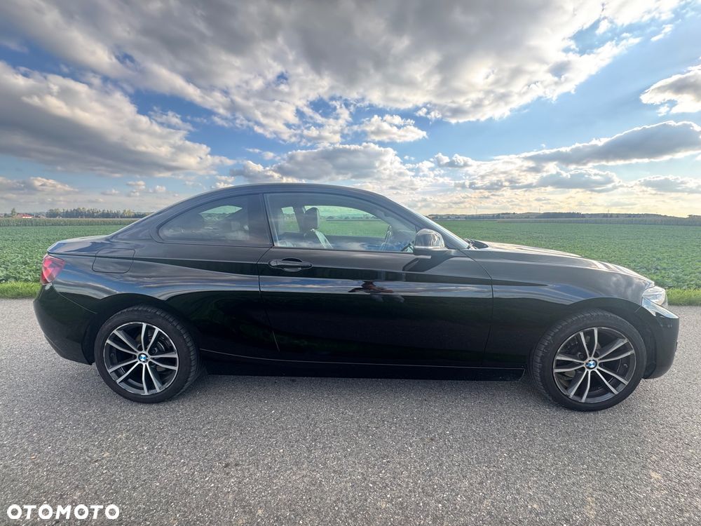 BMW Seria 2 218d - 5