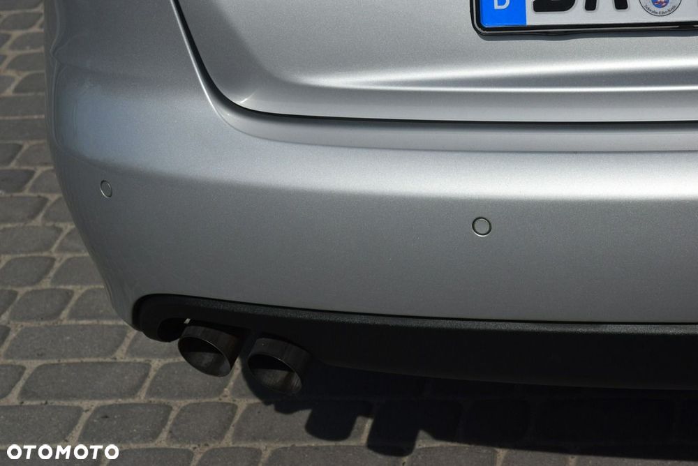 Audi A4 Avant 2.0 TDI DPF Attraction - 12