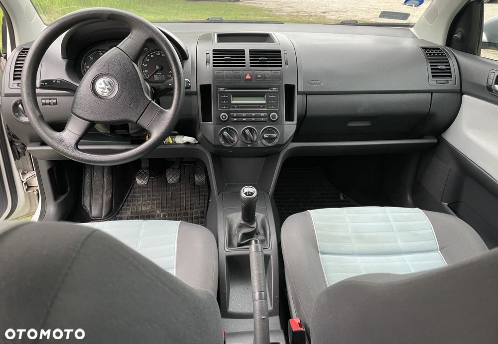 Volkswagen Polo 1.4 TDI DPF BlueMotion - 8