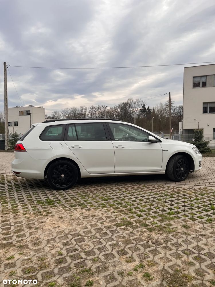 Volkswagen Golf 2.0 BlueTDI DSG Cup - 4