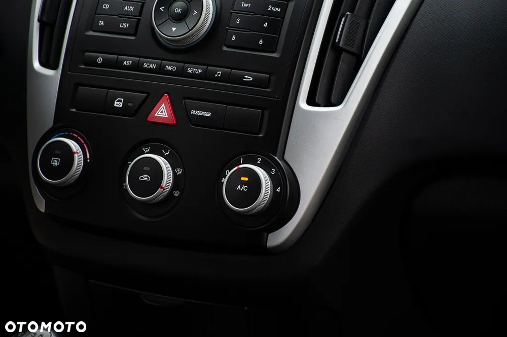 Kia Ceed 1.4 CVVT Dream-Team Edition - 20