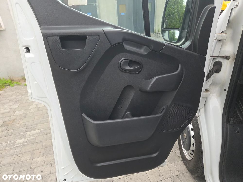 Renault MASTER - 20