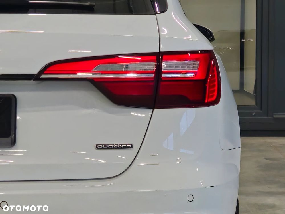 Audi A4 Avant 40 TDI quattro S tronic S line - 12