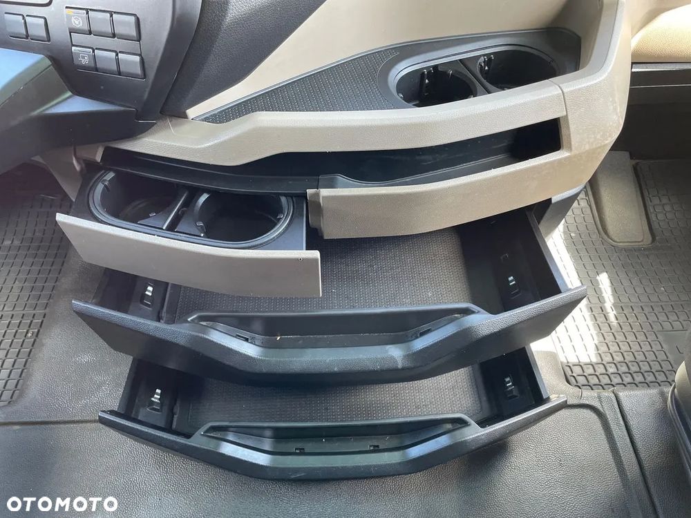 MAN TGX 18.470 4x2 BL SA - 16