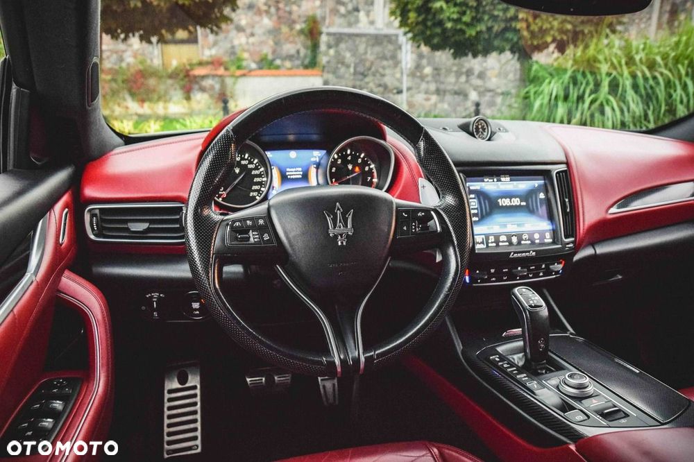 Maserati Levante Q4 GranSport - 17