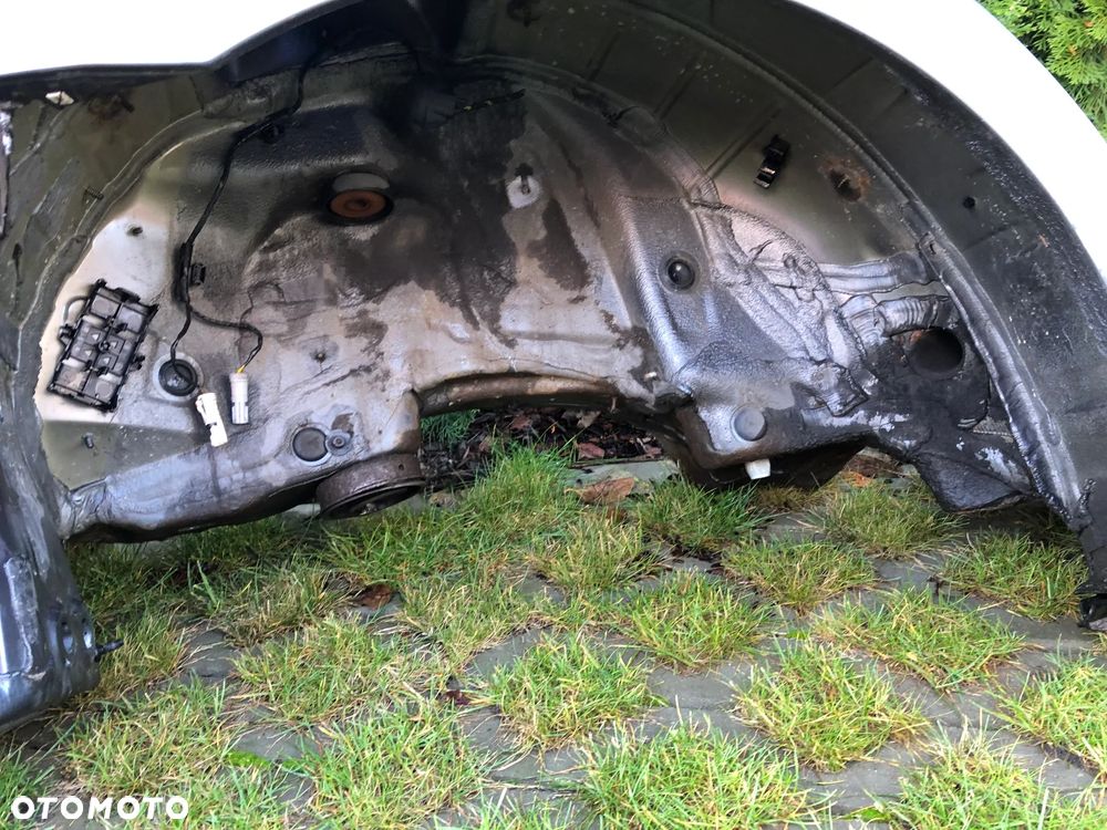 ĆWIARTKA BŁOTNIK PRÓG PODŁUŻNICA BMW E90 A22 - 21