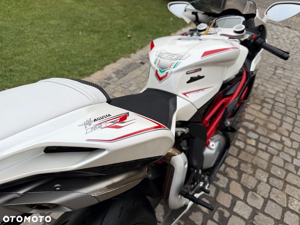 MV AGUSTA F4 - 15