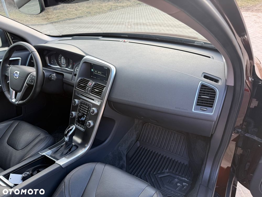 Volvo XC 60 D4 Drive-E Summum - 30