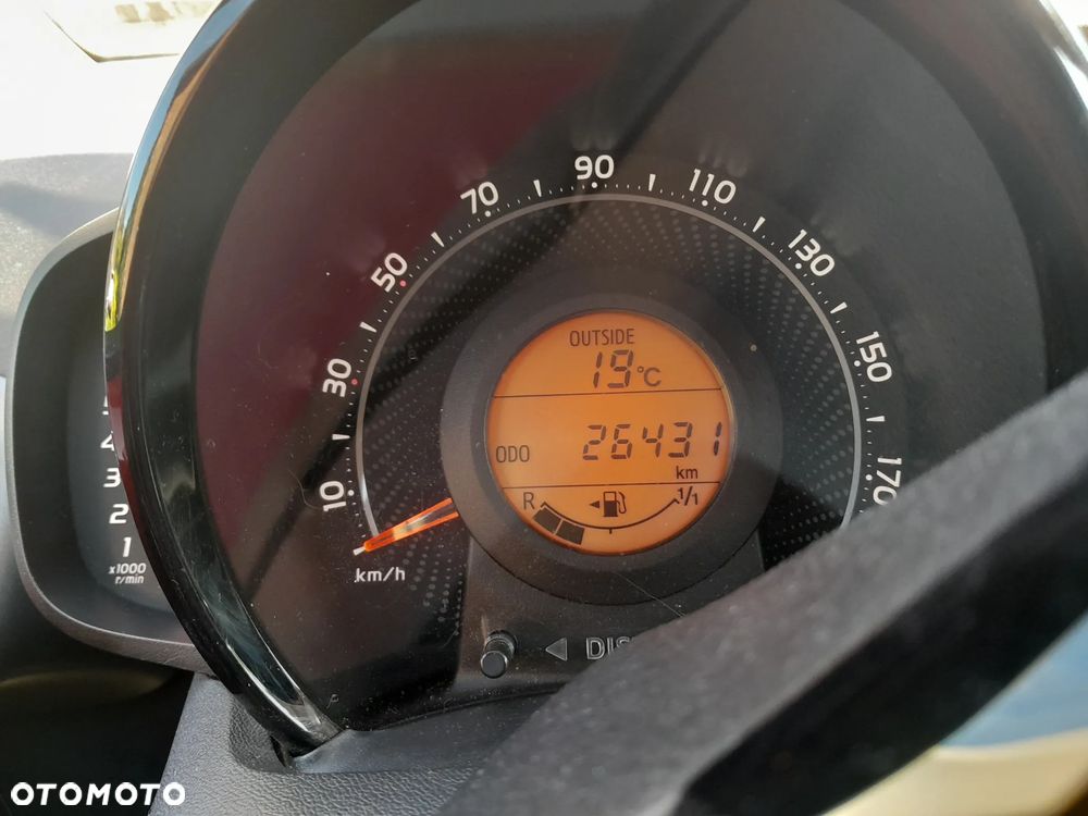Toyota Aygo 1.0 VVT-i Color Edition - 36