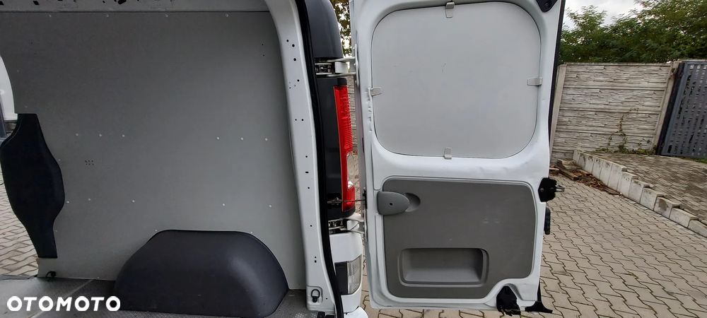 Nissan PRIMASTAR - 25