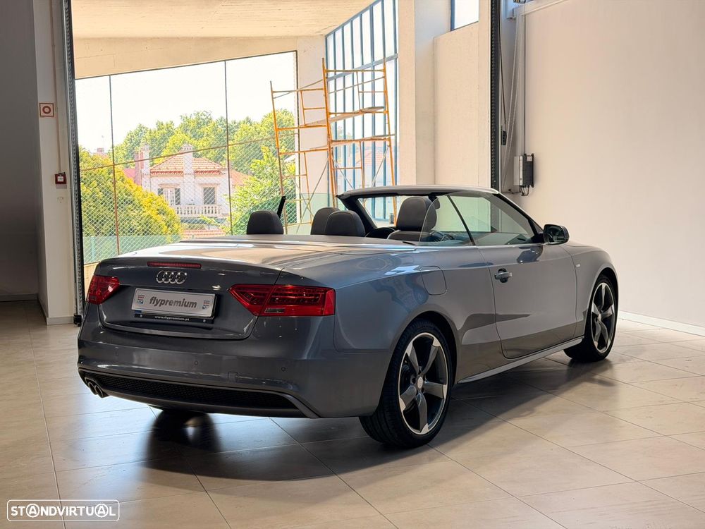 Audi A5 Cabrio 2.0 TDi S-line - 6