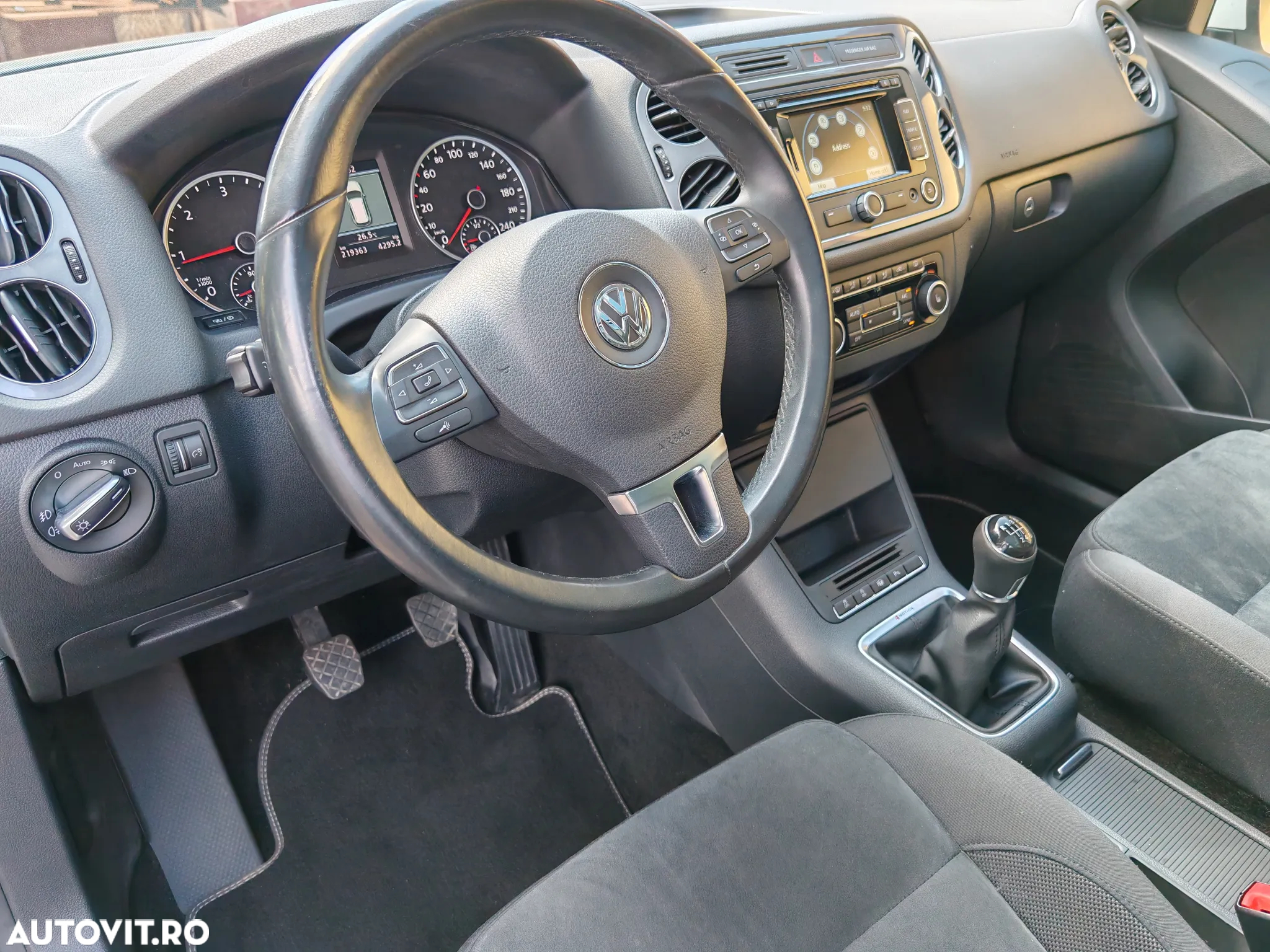 Volkswagen Tiguan 2.0 TDI DPF 4Motion BlueMotion Technology Sport & Style - 19