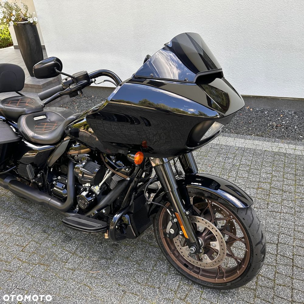 Harley-Davidson Touring Road Glide - 4