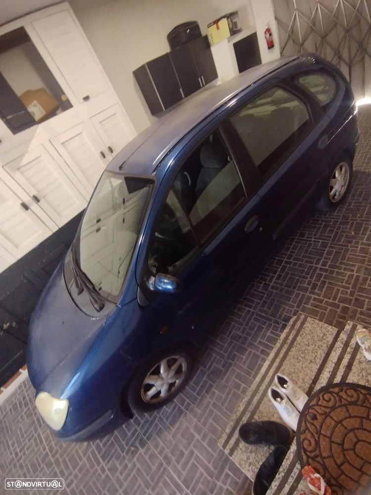Renault Scénic 1.4 16V - 5