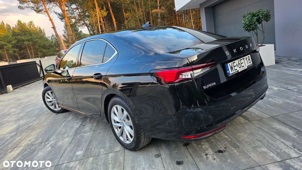 Skoda Superb 1.5 TSI mHEV Selection DSG - 9
