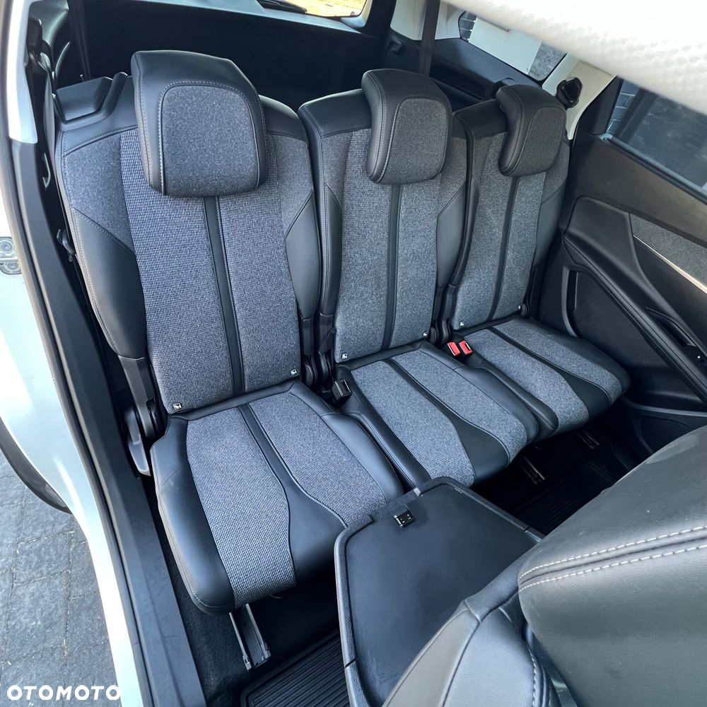 Peugeot 5008 1.5 BlueHDi Allure S&S EAT8 - 26