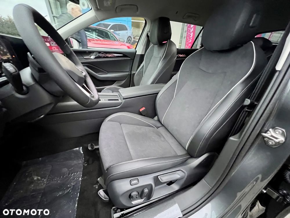 Volkswagen Passat 1.5 TSI EVO Business DSG - 9