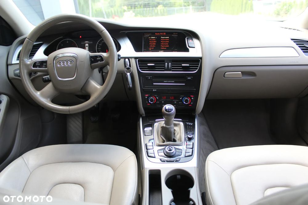 Audi A4 Avant 2.0 TDI e DPF Ambiente - 16