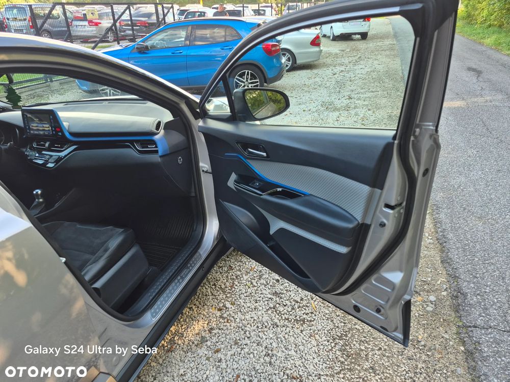 Toyota C-HR Style Selection - 31