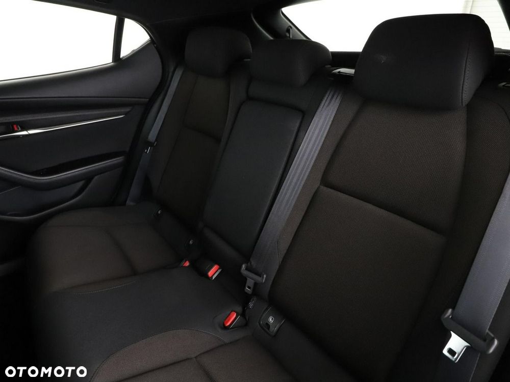 Mazda 3 SKYACTIV-G 2.0 M-Hybrid - 18