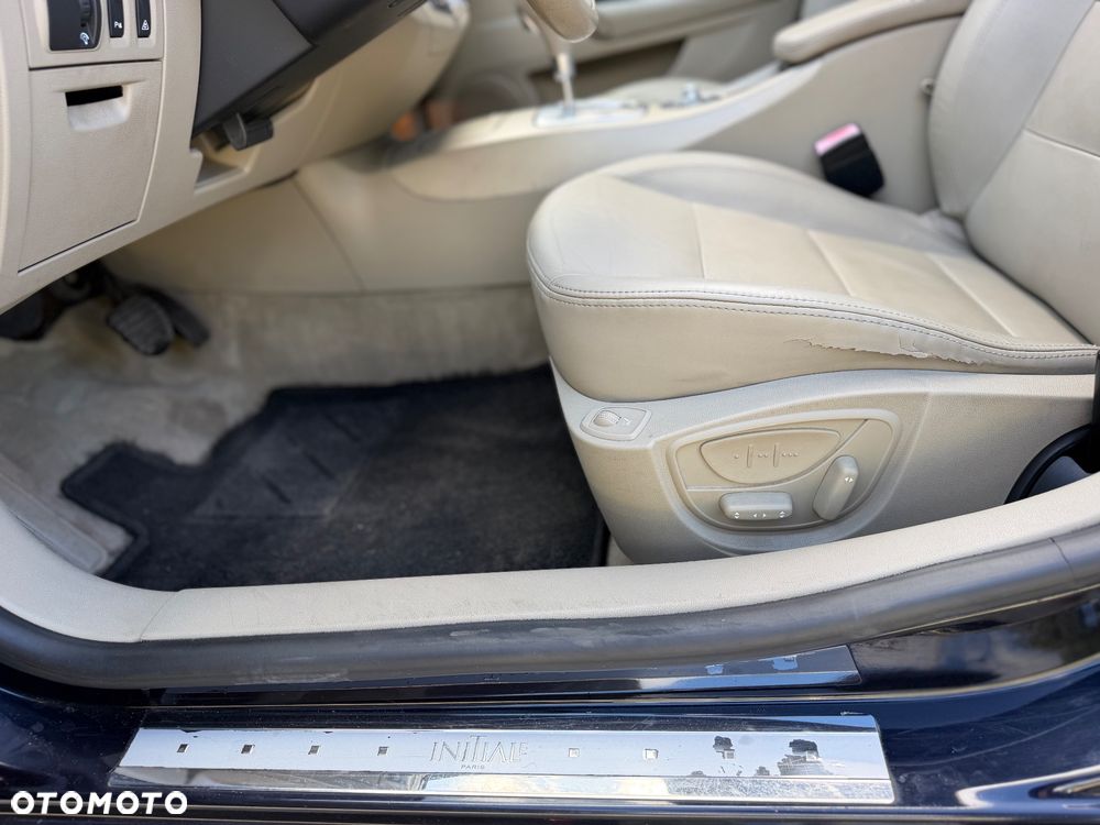 Renault Laguna 2.0 16V Turbo Initiale - 27