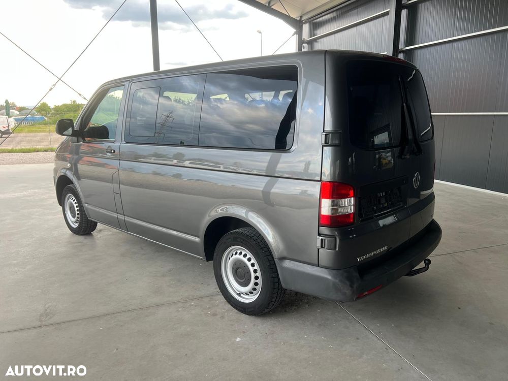Volkswagen Transporter - 4