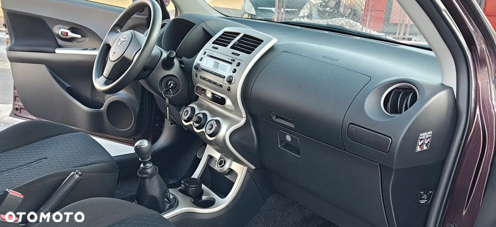 Toyota Urban Cruiser 1.4 D-4D 4x2 Town - 34