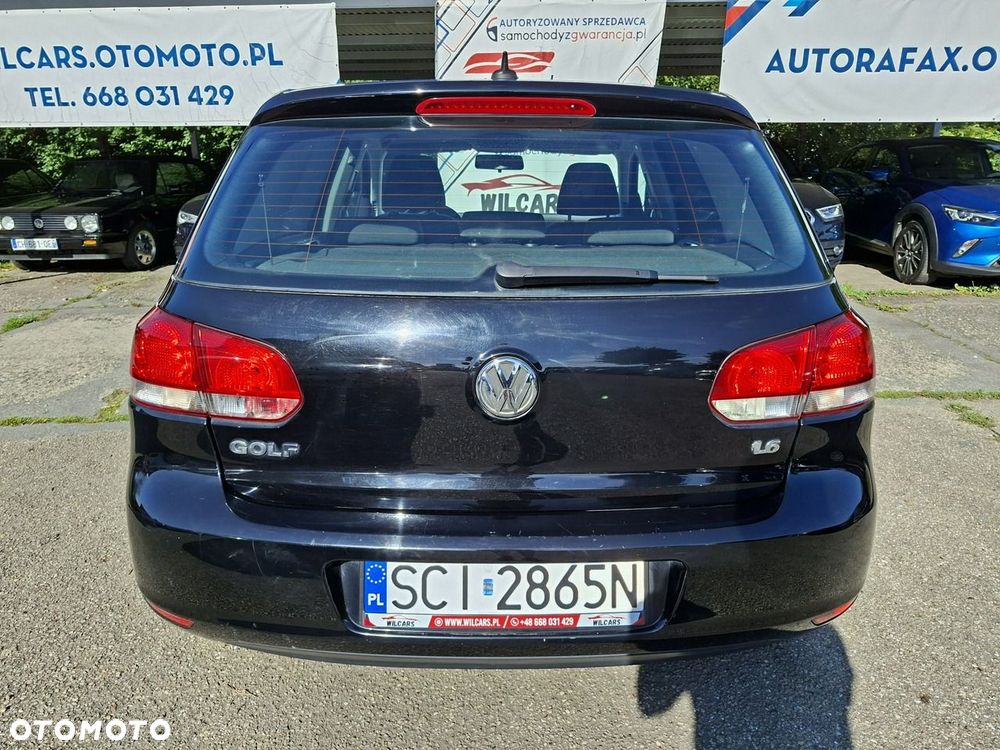 Volkswagen Golf - 10