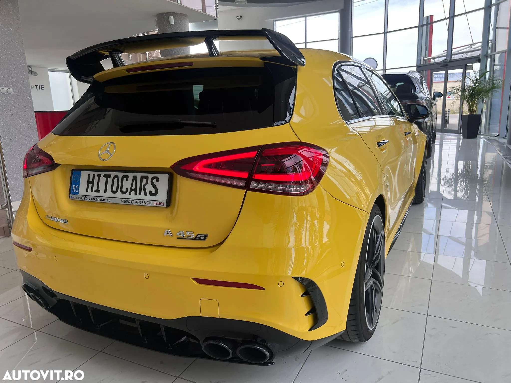 Mercedes-Benz AMG - 5