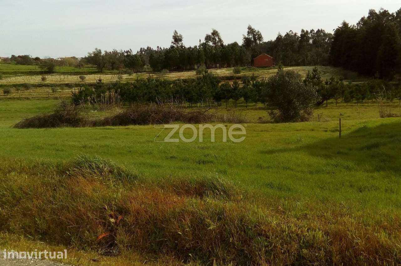 Lote terreno com construção aprovada