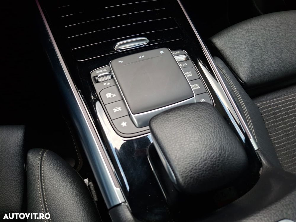 Mercedes-Benz GLA 200 Aut. - 31