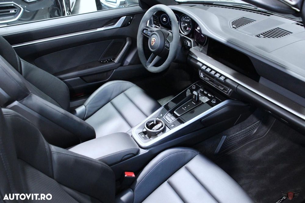 Porsche 911 Carrera S PDK - 9