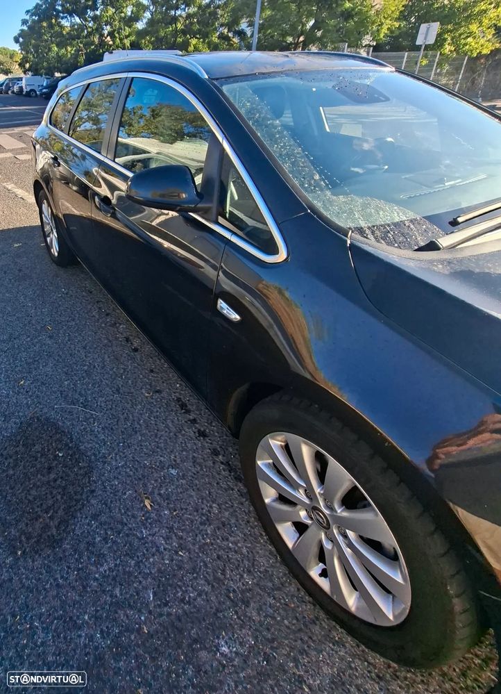 Opel Astra Sports Tourer - 3