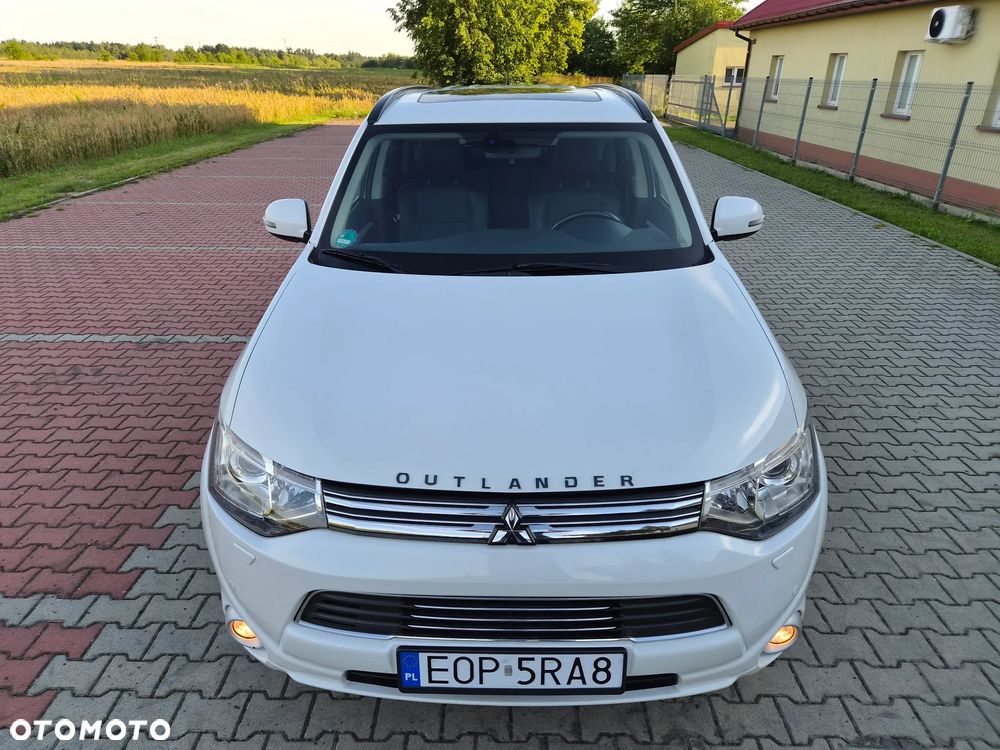 Mitsubishi Outlander 2.0 4WD Top - 21