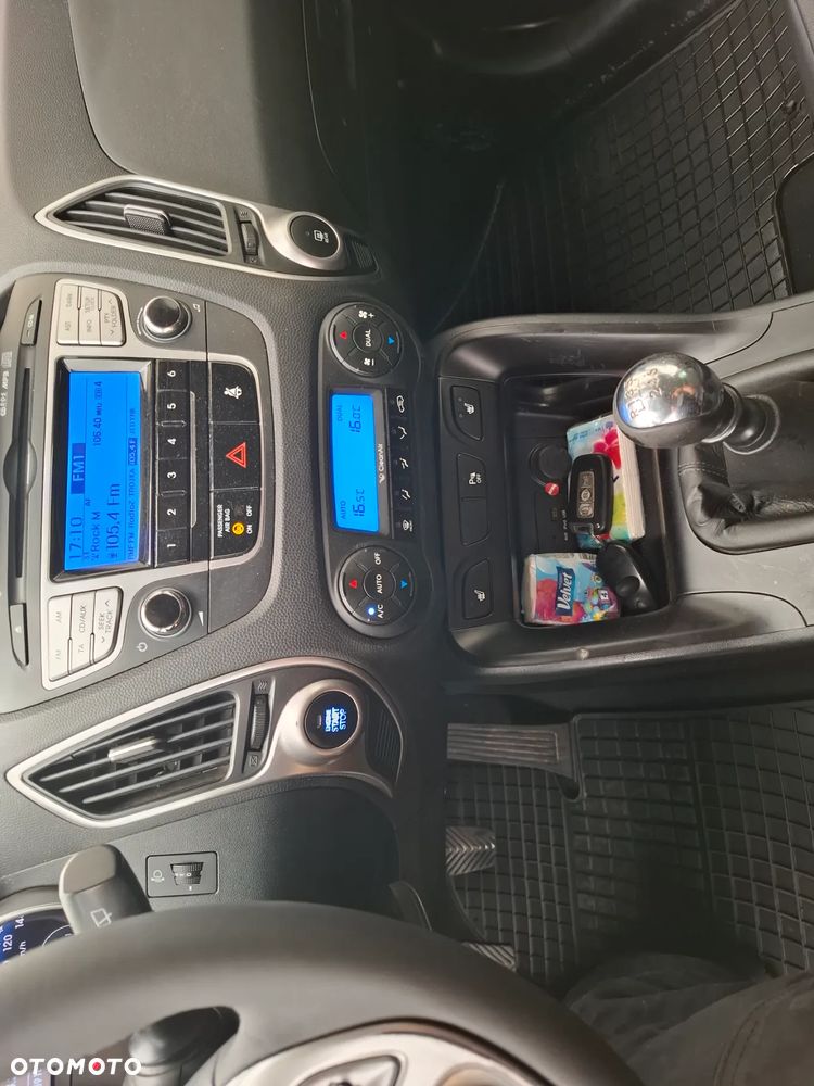 Hyundai ix35 2.0 CRDi 4WD Premium - 15