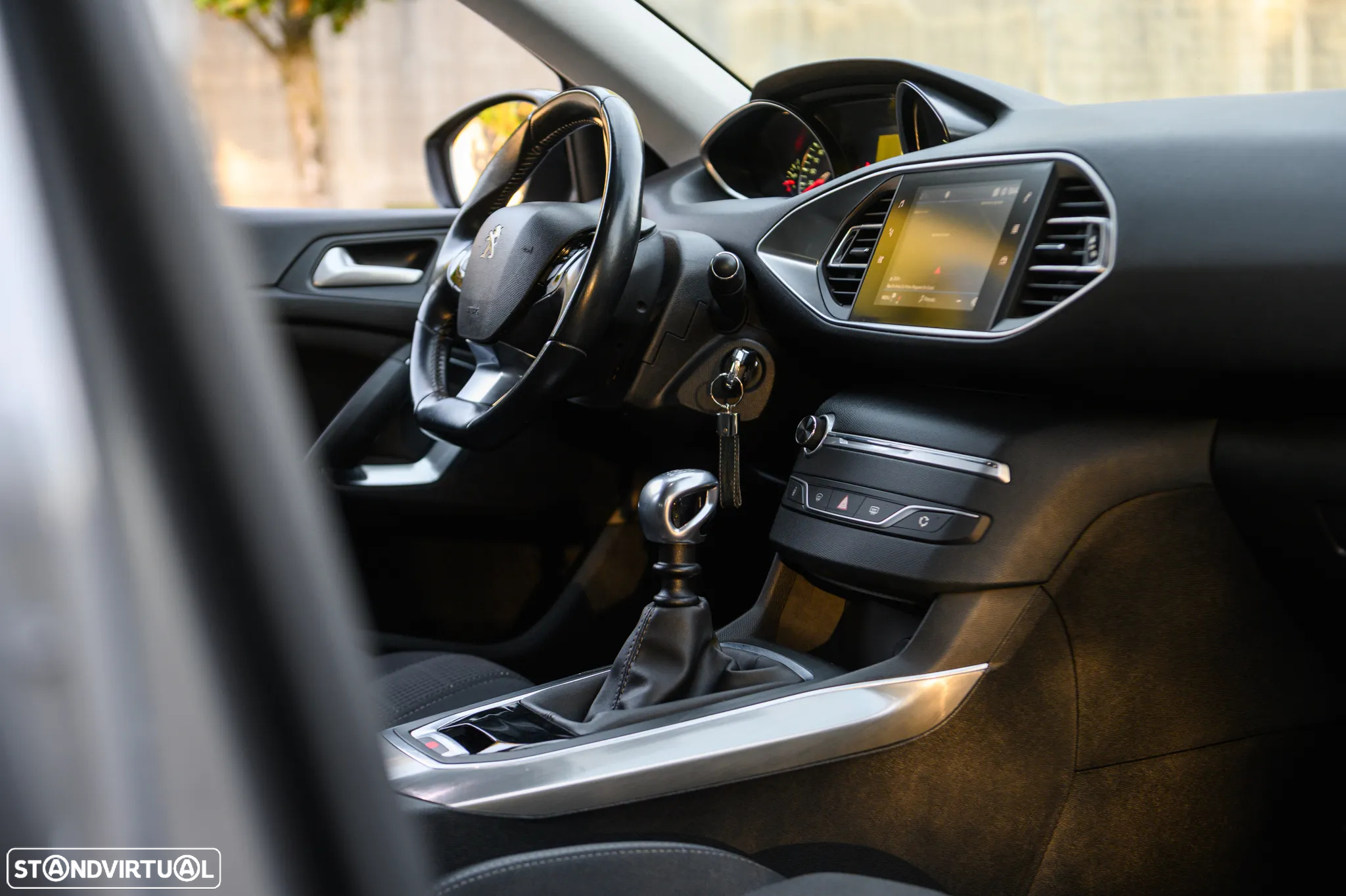 Peugeot 308 2.0 BlueHDi Allure J17 - 22