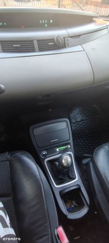 Renault Espace 2.2 dCi Dynamique - 2