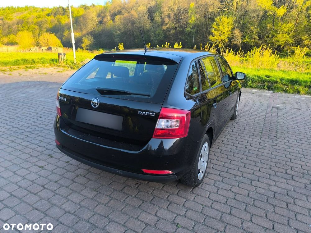Skoda RAPID 1.6 TDI DPF Edition - 4