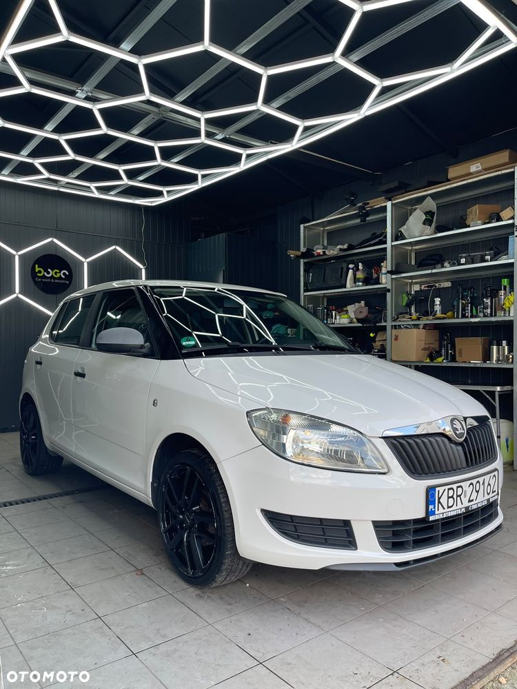 Skoda Fabia 1.2 HTP Ambition - 10