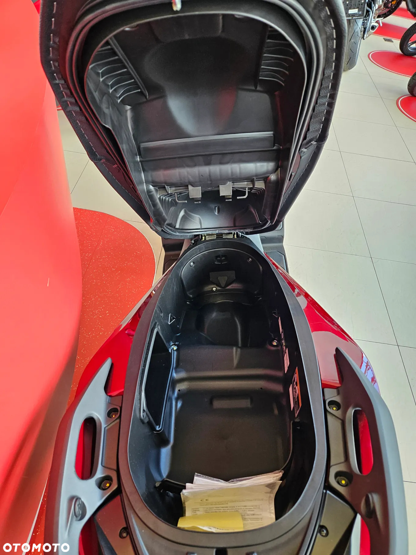Honda NSS - 13