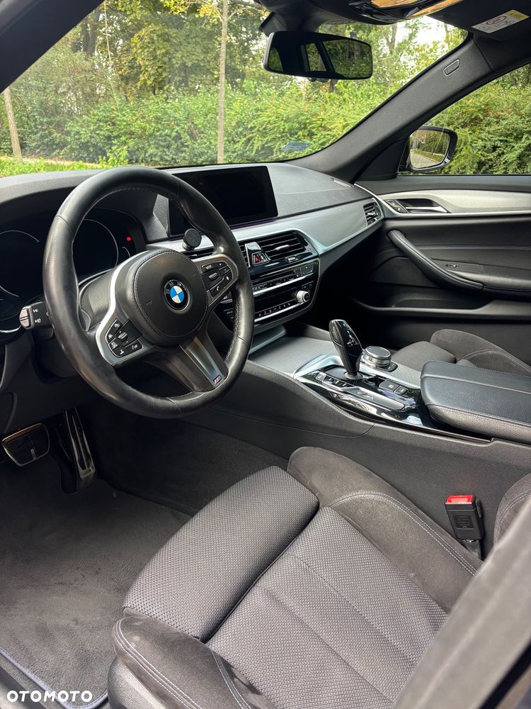 BMW Seria 5 530d M Sport sport - 4
